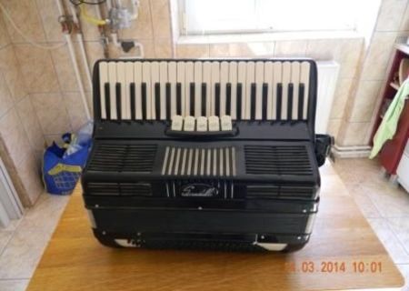 acordeon scandalli