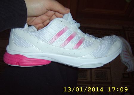 Adidasi adidas dama