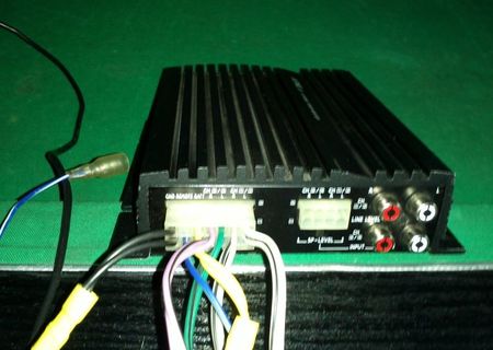 Amplificator auto ALPINE 45W rms