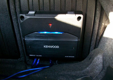 Amplificator auto Kenwood KAC- 8104D