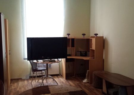 Apartament 1 camera, 50 mp,central/Boul Rosu