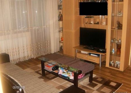 Apartament 2 camere, Zona Gemenii