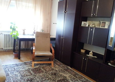 Apartament 3 camera