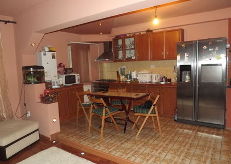 APARTAMENT 3 CAMERE