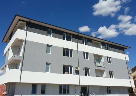 Apartament 3 camere, 2 bai, etaj intermediar, disponibil imediat