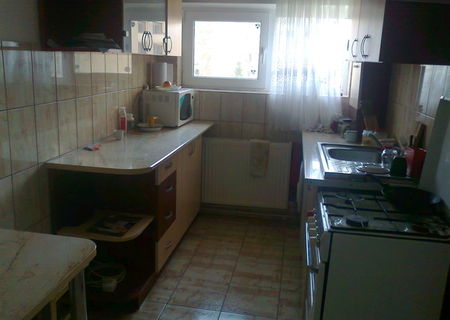 apartament 3 camere