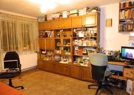 Apartament 3 camere, cart. Pacii