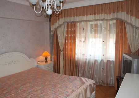 Apartament 3 camere zona 1 Bulevardul Tudor Vladimirescu