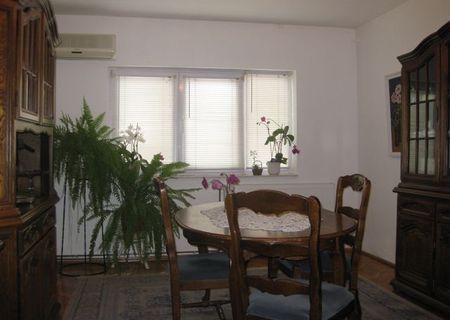 Apartament 3camere , zona Intim, ARAD