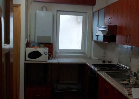 Apartament 4 camere, zona Piata Mare