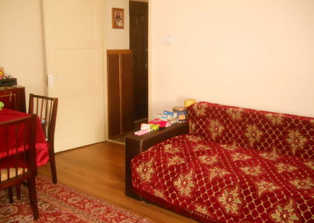 apartament decomandat zona Mc Donalds Craiova