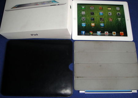 Apple Ipad 2 32 GB Alb in conditie excelenta + smart cover cadou + husa de piele + cutie