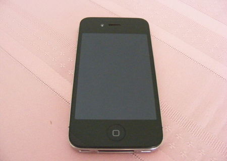 Apple iPhone 4 16Gb Black