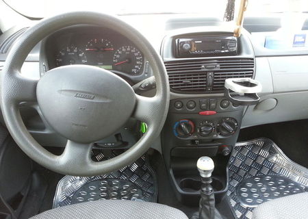 Auto de vanzare Fiat punto