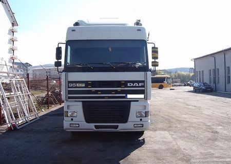 AUTOTRACTOR DAF, 2002