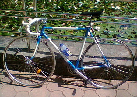 Bicicleta cursiera SENN