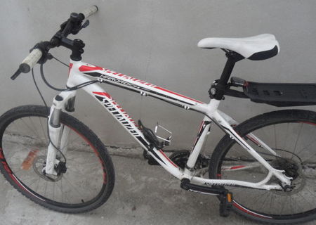 Bicicleta Hardrock in bune conditii putin utilizata