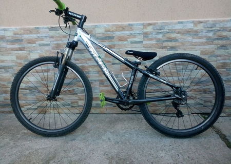 Bicicleta MTB Dirt Trek