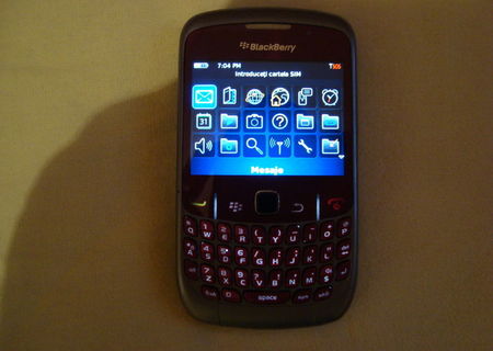 BlackBerry 8520