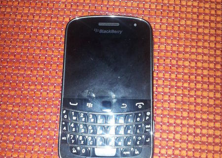 BlackBerry Bold Touch 9900