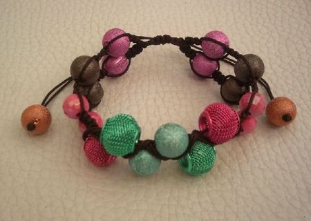 Bratara handmade unicat cu nod shamballa si impletitura zig-zag