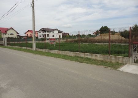 Bucov,  Zona Parc Bucov, vand 607 mp. teren intravilan.