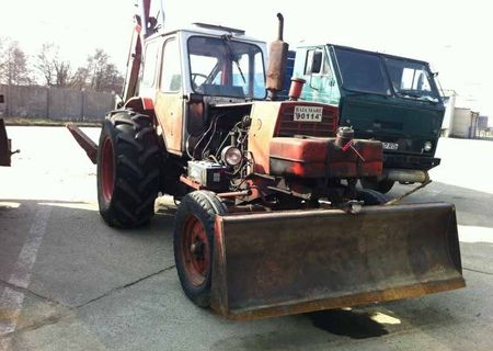 Buldoexcavator MTZ