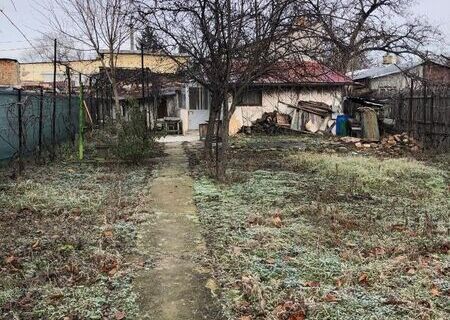 Calea Giulesti vanzare teren intre case,utilitati la strada asfaltata