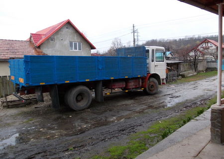 Camion Saviem Apicol