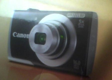 Canon A2500