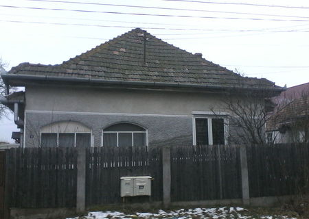 casa cu 3 camere mureseni sat