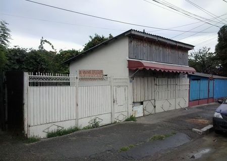 Casa si teren 1000mp Str Transilvaniei