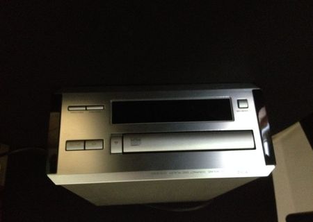 CD Player Yamaha CDX-E100