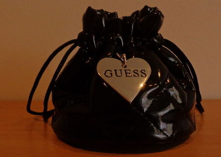 Ceas Guess Glow