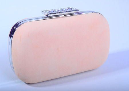 coiere, clutch-uri, coronite si accesorii