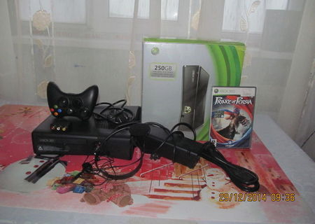 consola de joc x-box 360 slim