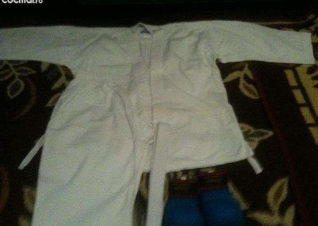 Costum Karate