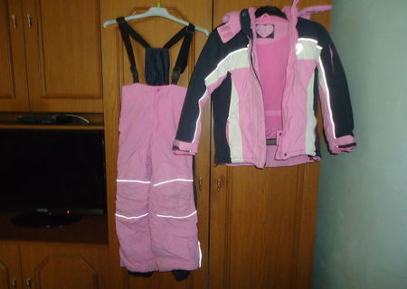 costum ski  fetite