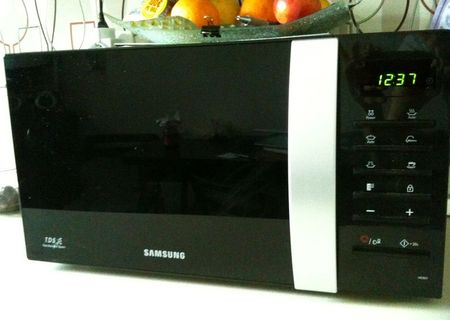 cuptor cu microunde samsung, model 86v