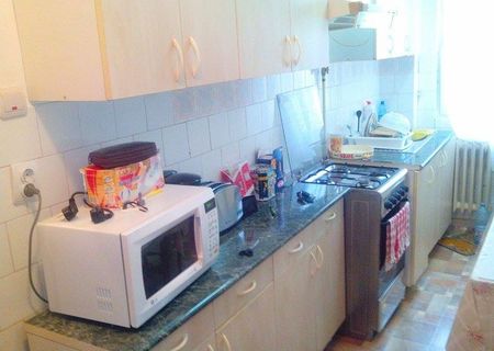 De vânzare   Apartament 2  fantanele 44 camere si garaj Cluj Napoca