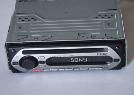 De vanzare cd cu Mp 3 SONY gt 20