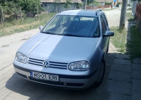 De vanzare golf 4