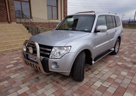 DE VANZARE MITSUBISHI PAJERO 2010