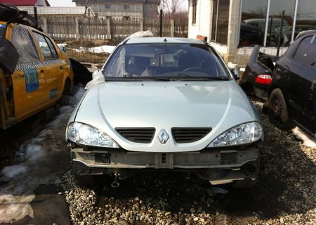 Dezmembram REnault Megane 1  2