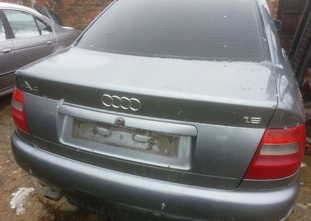 Dezmembrez Audi A4