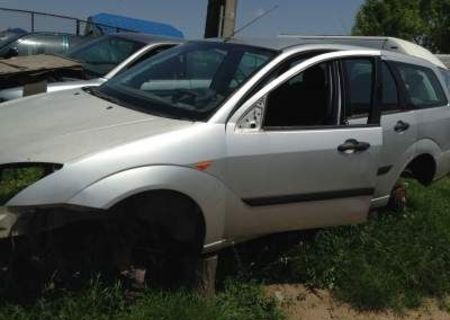 Dezmembrez FORD FOCUS WAGON