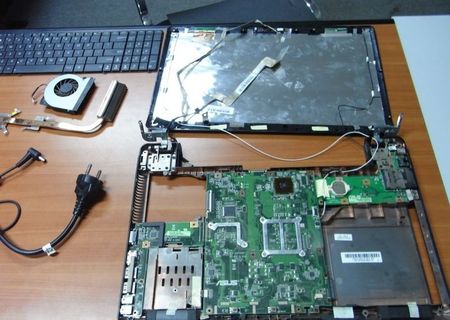 Dezmembrez Laptop Asus K52N