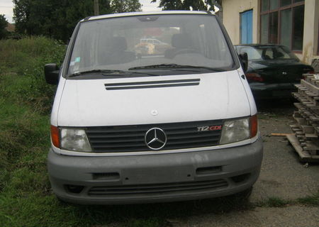 Dezmembrez Mercedes Vito