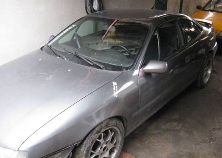 Dezmembrez opel calibra sfi