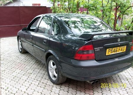 dezmembrez opel vectra b